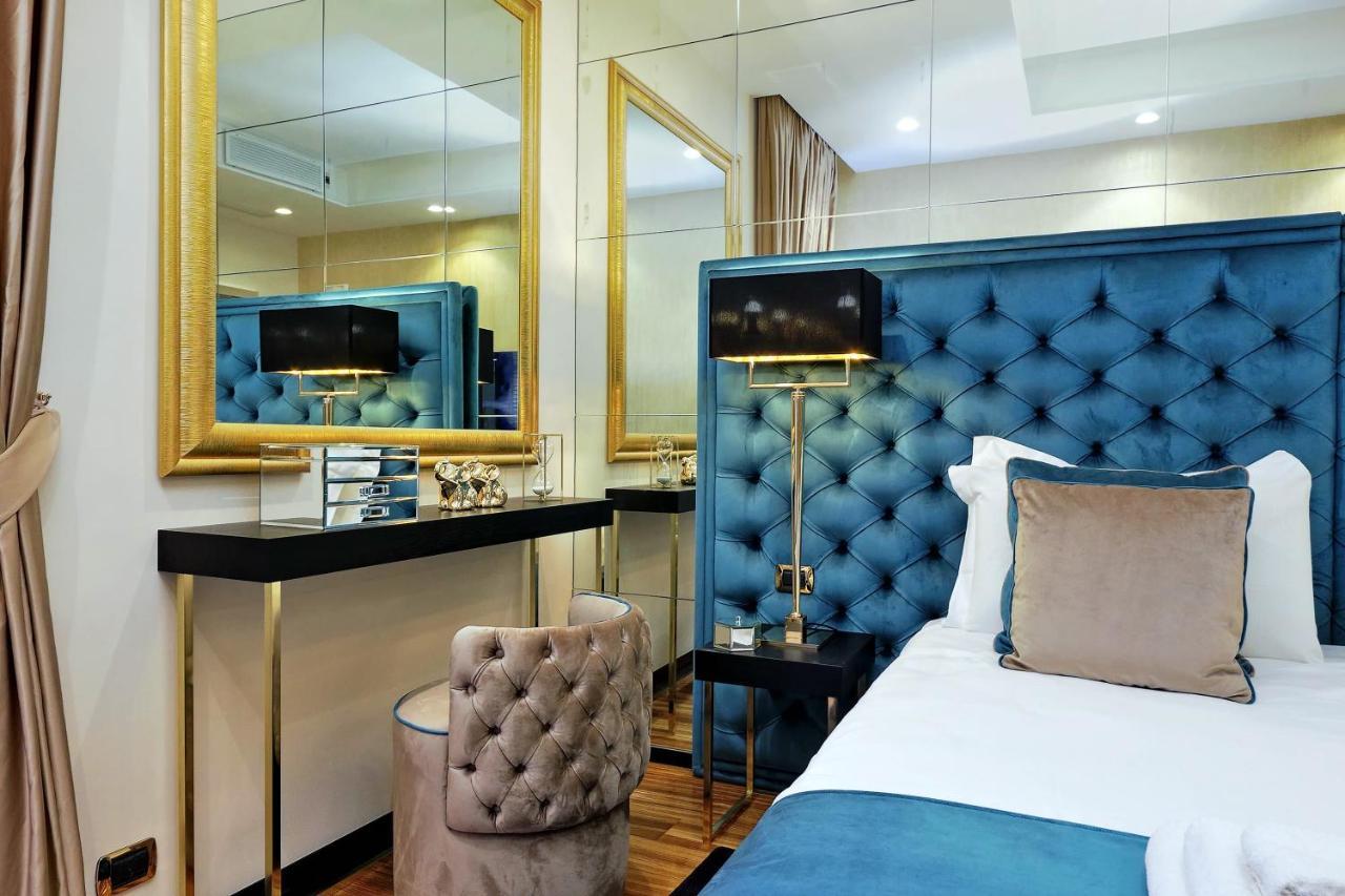 Trevi Diamond Luxury Suites & Jacuzzi Roma Dış mekan fotoğraf