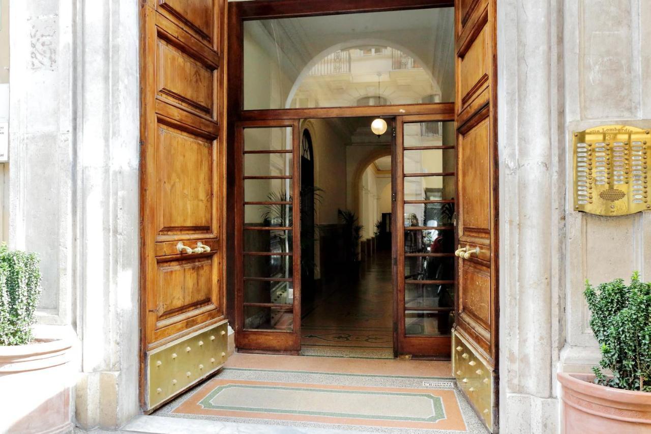 Trevi Diamond Luxury Suites & Jacuzzi Roma Dış mekan fotoğraf